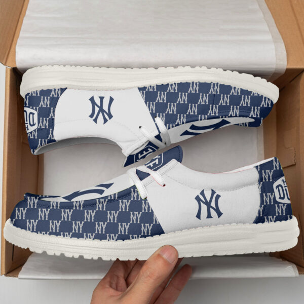 Tubopro New York Yankees Personalized Hey Dude Shoes For Men And Women - Image 2