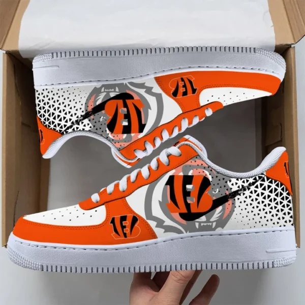 Tubopro Cleveland Browns Air Low-Top Sneakers Shoes For Men And Women - Image 2