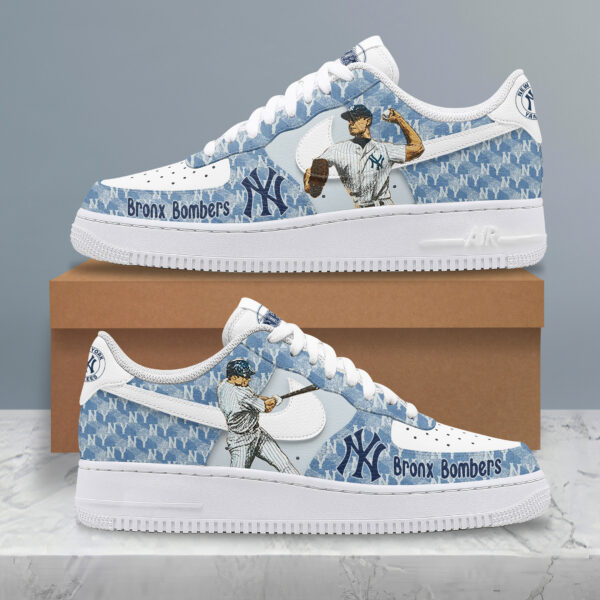 Tubopro New York Yankees Air Low-Top Sneakers Shoes For Men And Women - Image 3