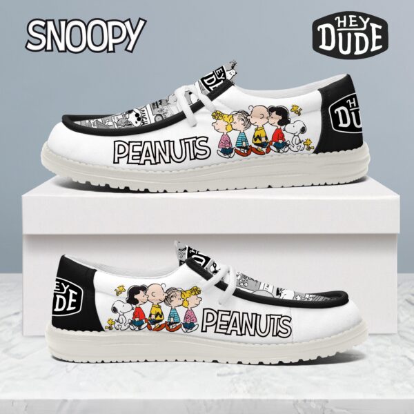 Tubopro Snoopy Personalized Hey Dude Shoes For Men And Women